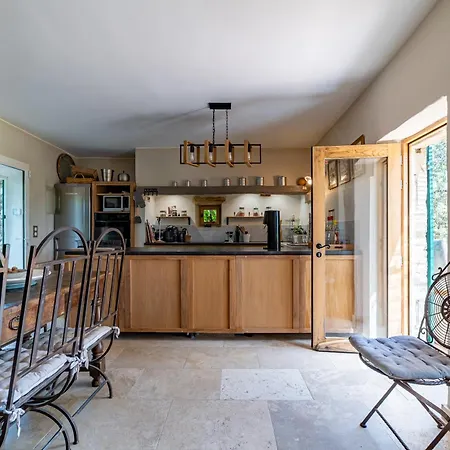 Mas Du Bassac Holiday home
